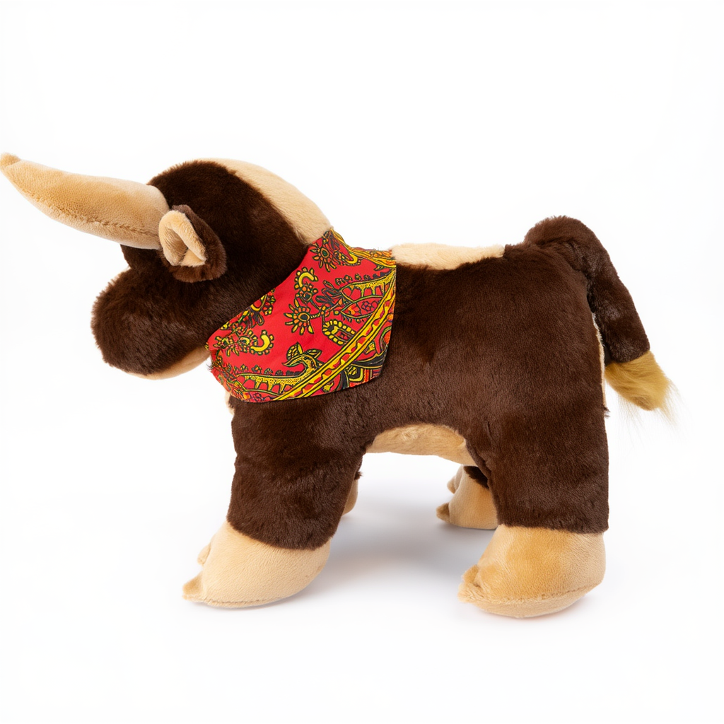 🐂 Toro de Peluche Artesanal con Pañuelo Decorativo